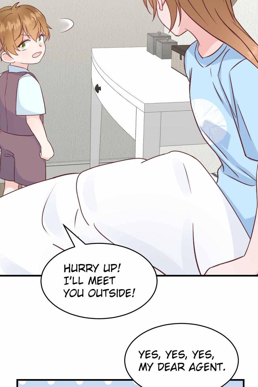 Cute Baby Arrives: Mommy is Super Fierce